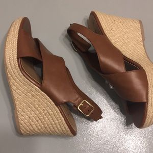 American Eagle size 12 brown wedge sandals
